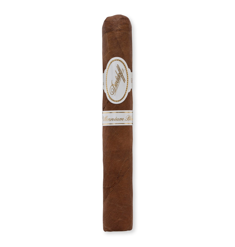 Davidoff Millennium Blend Petit Corona